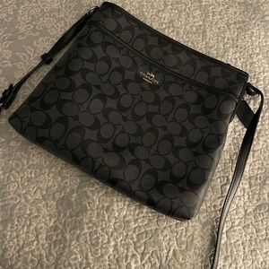 EUC COACH Crossover Body Bag